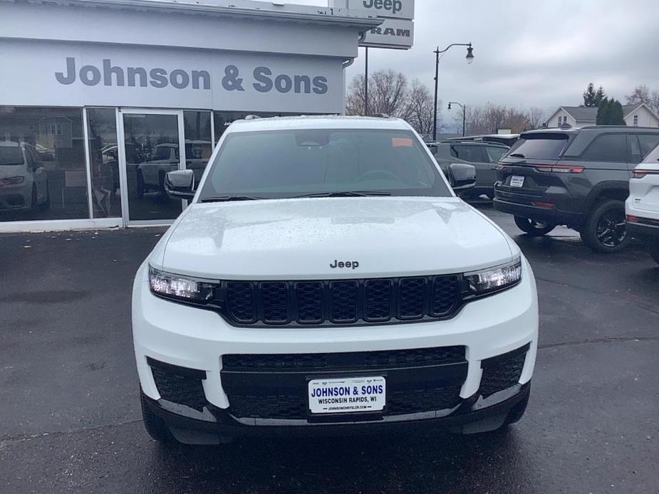 used 2023 Jeep Grand Cherokee car, priced at $35,999