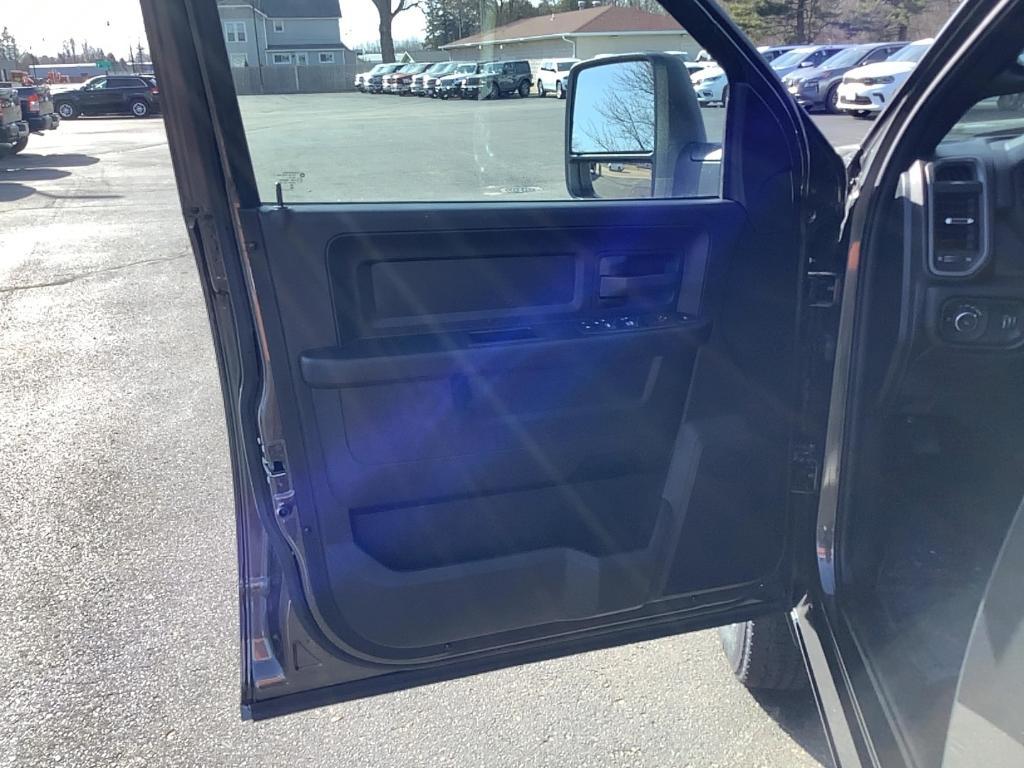 new 2024 Ram 2500 car, priced at $60,898