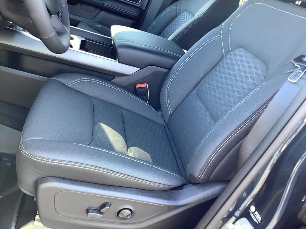new 2025 Ram 1500 car, priced at $60,220