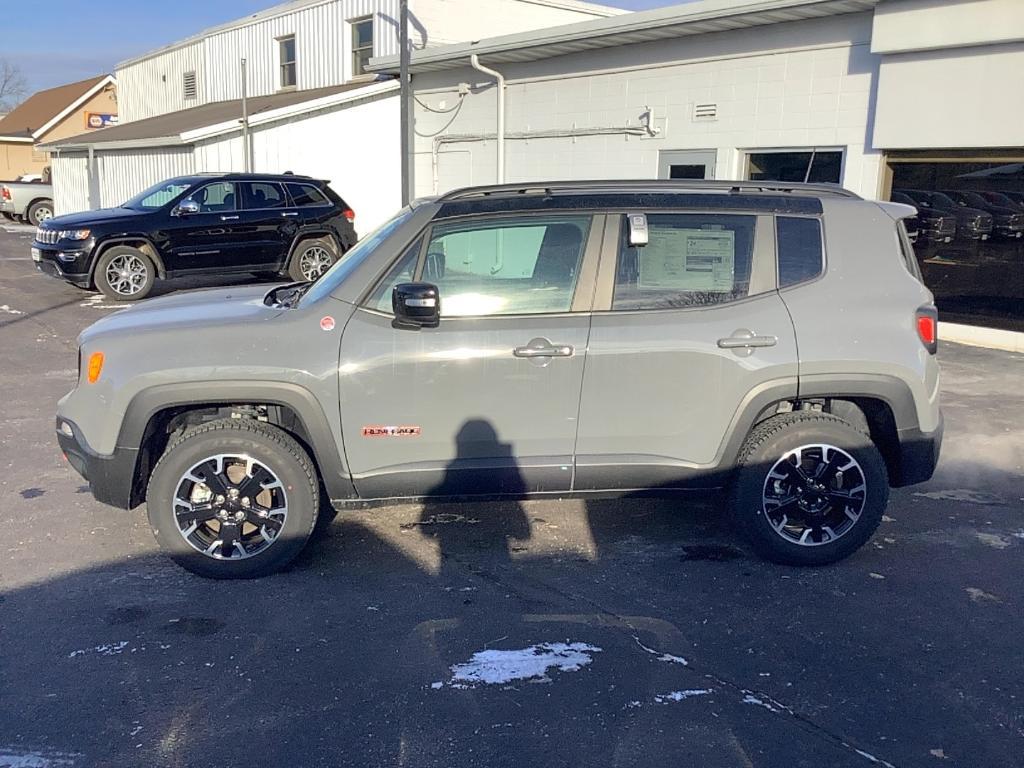 new 2023 Jeep Renegade car, priced at $30,211