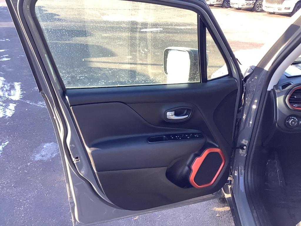 new 2023 Jeep Renegade car, priced at $30,211