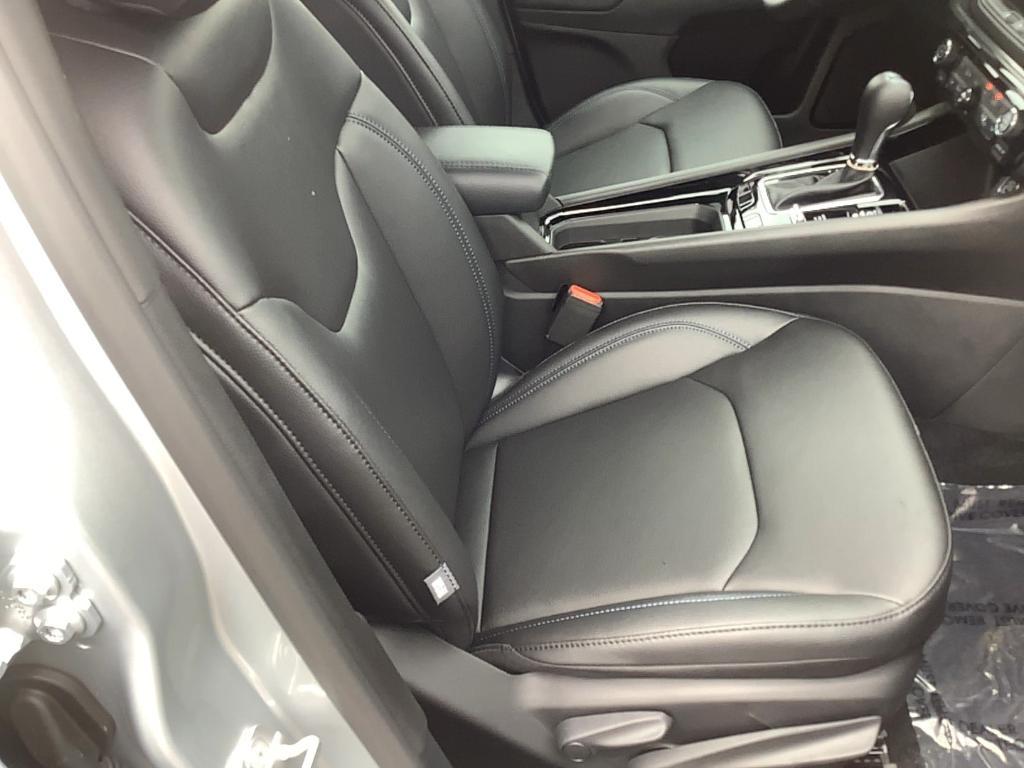 new 2025 Jeep Compass car, priced at $39,358