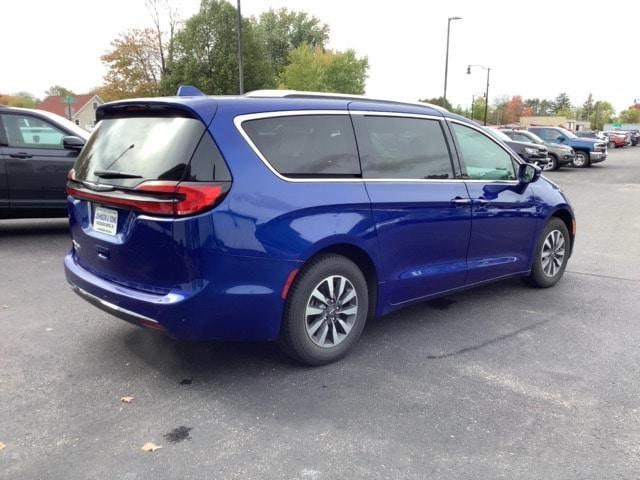 used 2021 Chrysler Pacifica car, priced at $24,495