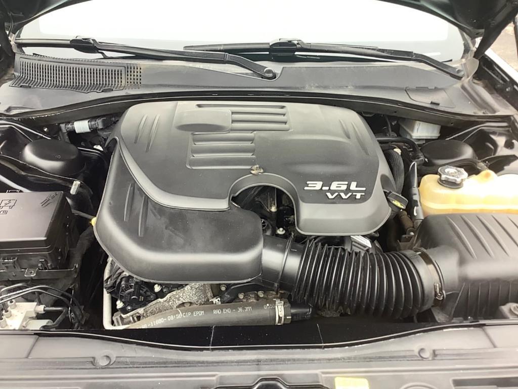used 2018 Chrysler 300 car, priced at $13,995