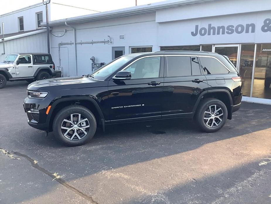 new 2024 Jeep Grand Cherokee car, priced at $52,358