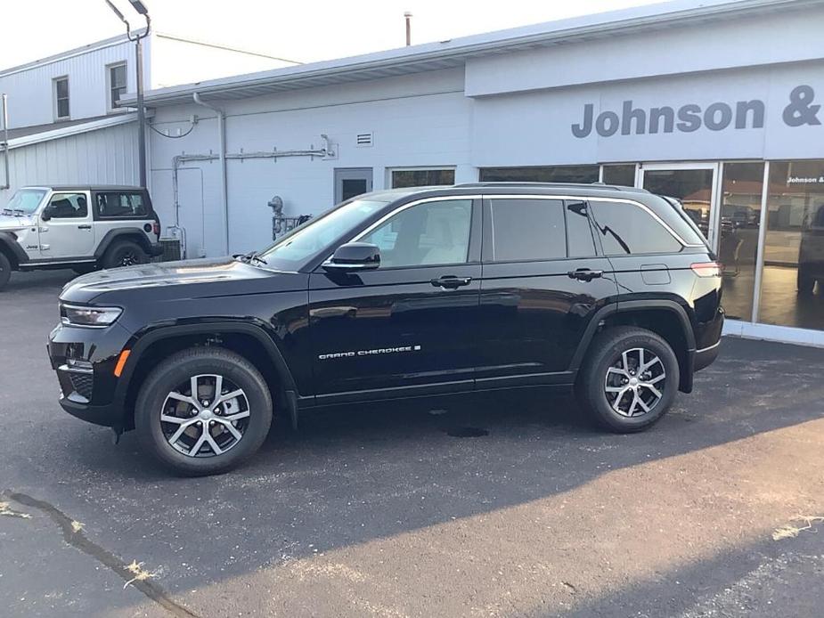 new 2024 Jeep Grand Cherokee car, priced at $52,358