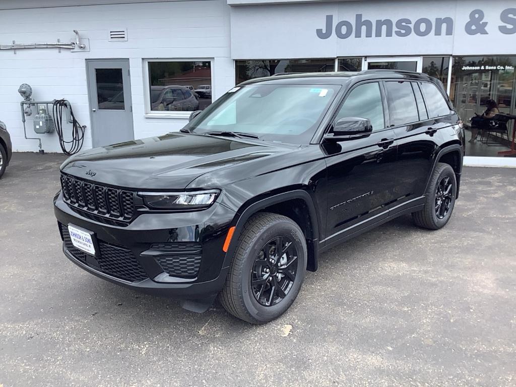 new 2025 Jeep Grand Cherokee car, priced at $46,410