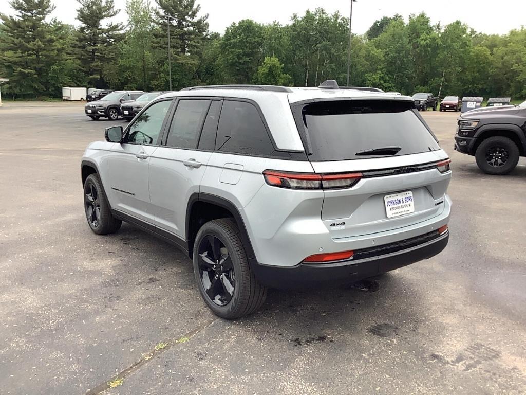 new 2025 Jeep Grand Cherokee car, priced at $50,089