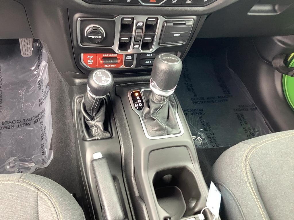 new 2025 Jeep Gladiator car, priced at $52,359