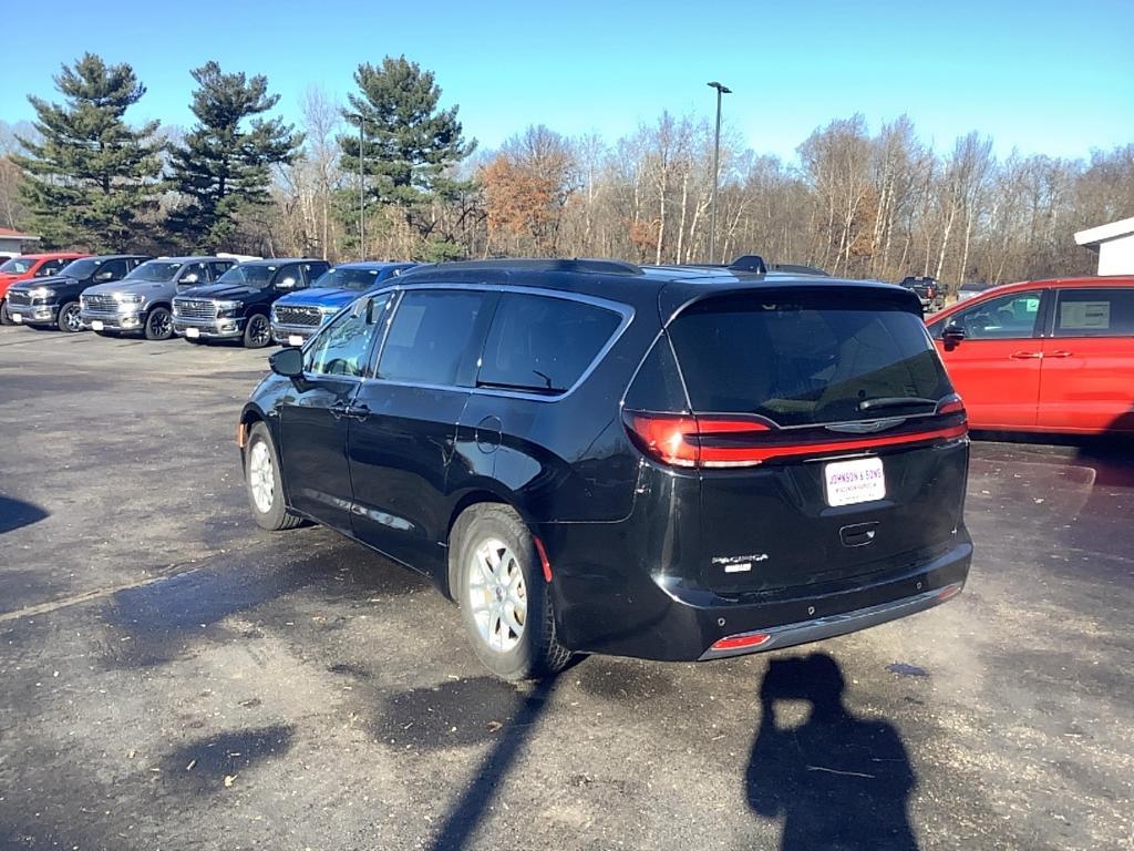 used 2022 Chrysler Pacifica car, priced at $24,995