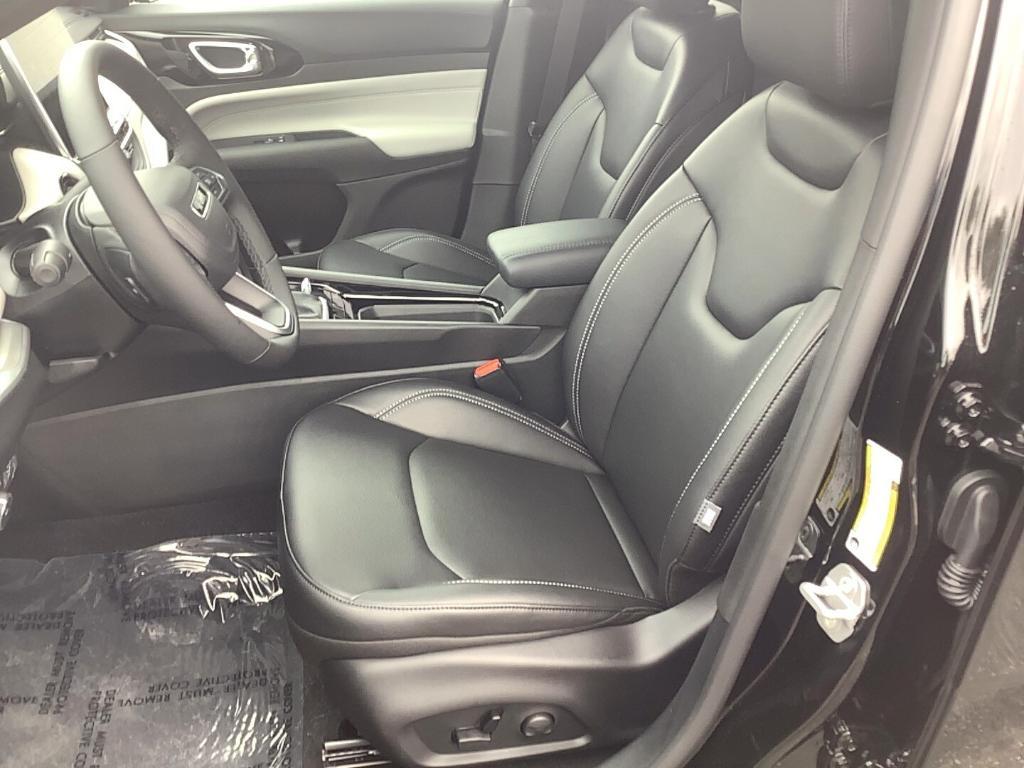 new 2026 Jeep Compass car, priced at $34,795
