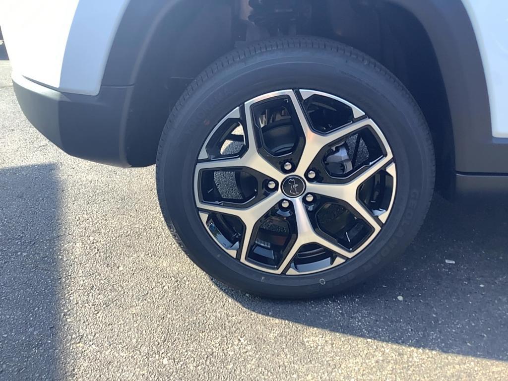 new 2025 Jeep Compass car, priced at $35,236