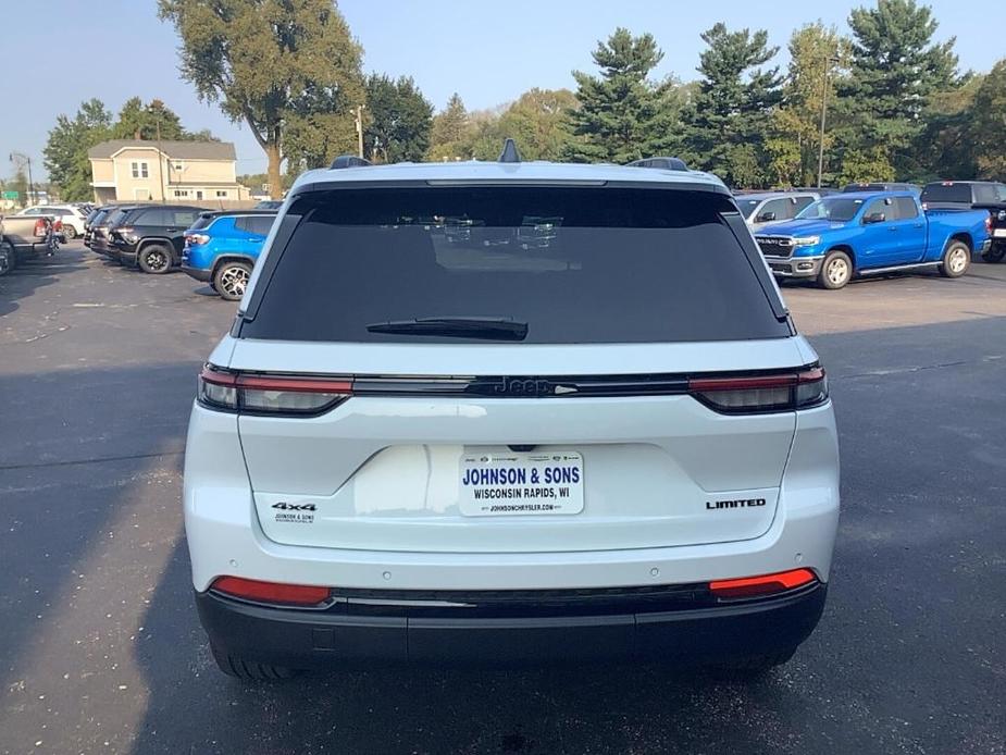 new 2024 Jeep Grand Cherokee car, priced at $52,295