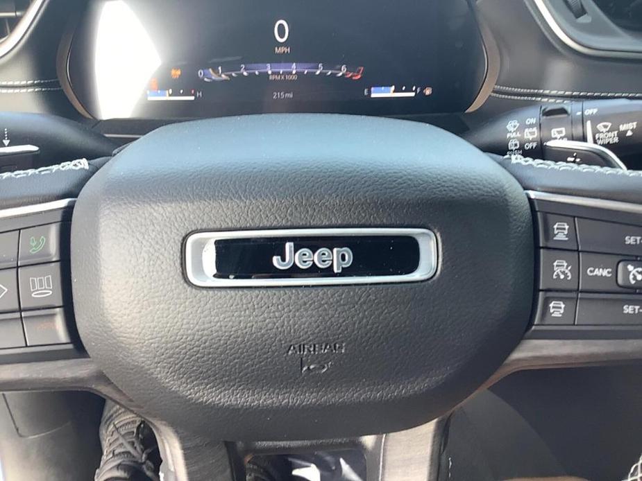 new 2024 Jeep Grand Cherokee car, priced at $52,295