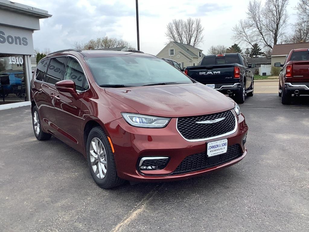 used 2022 Chrysler Pacifica car, priced at $24,999