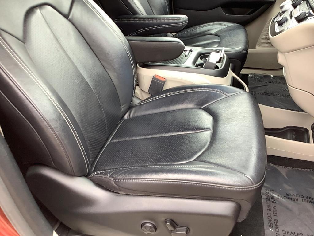used 2022 Chrysler Pacifica car, priced at $24,999