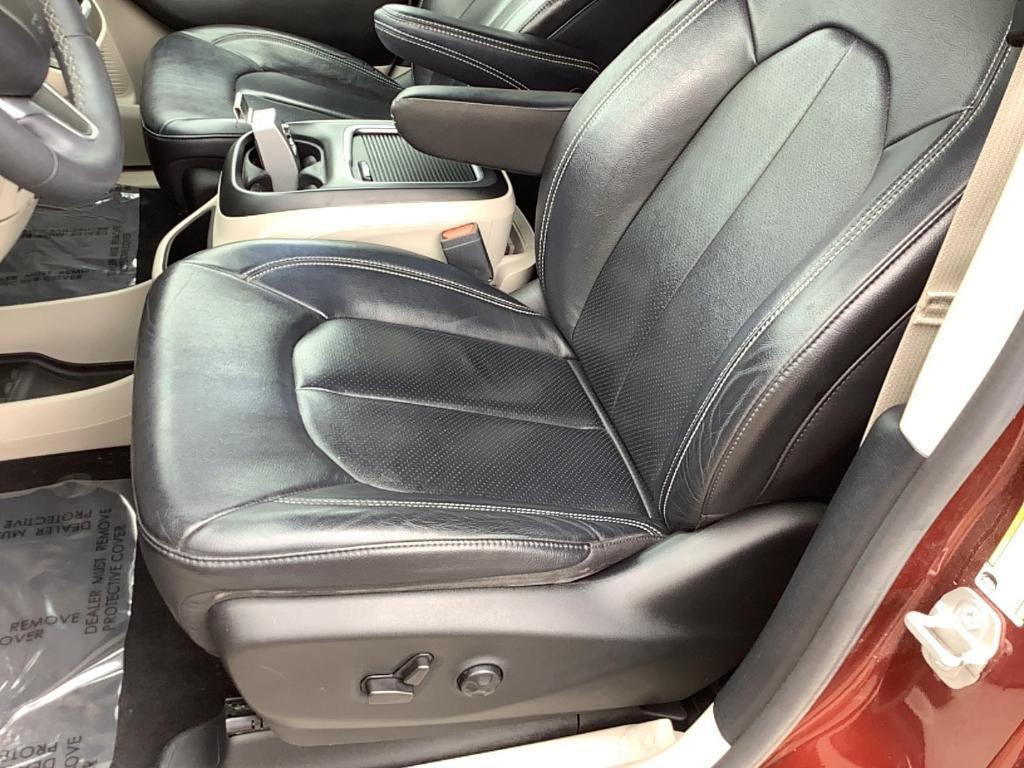 used 2022 Chrysler Pacifica car, priced at $24,999