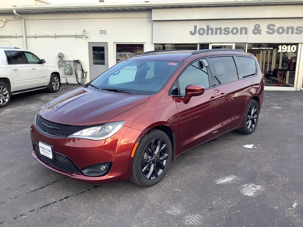 used 2020 Chrysler Pacifica car, priced at $22,995