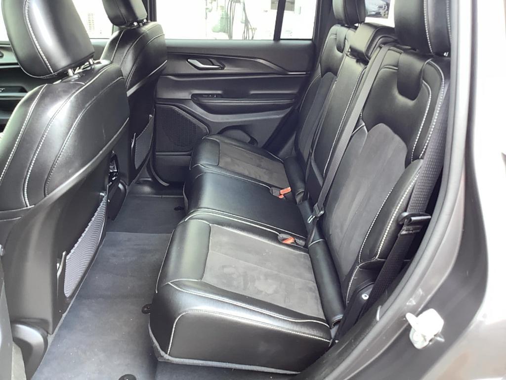 used 2023 Jeep Grand Cherokee car, priced at $35,495