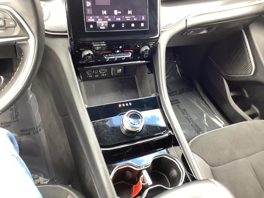 used 2022 Jeep Grand Cherokee L car, priced at $34,000