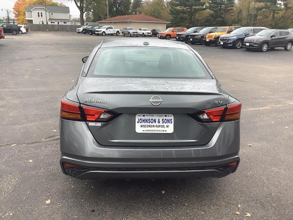 used 2023 Nissan Altima car