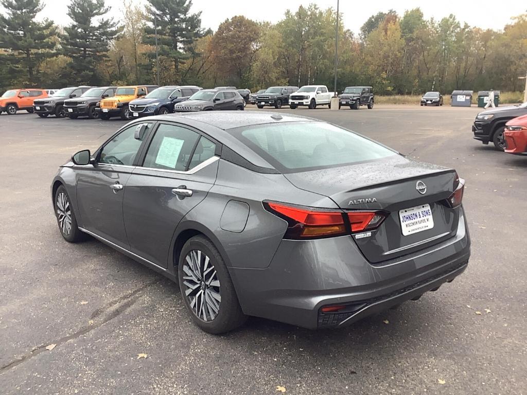 used 2023 Nissan Altima car