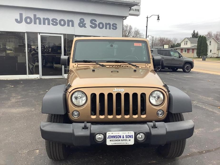 used 2015 Jeep Wrangler Unlimited car, priced at $17,900