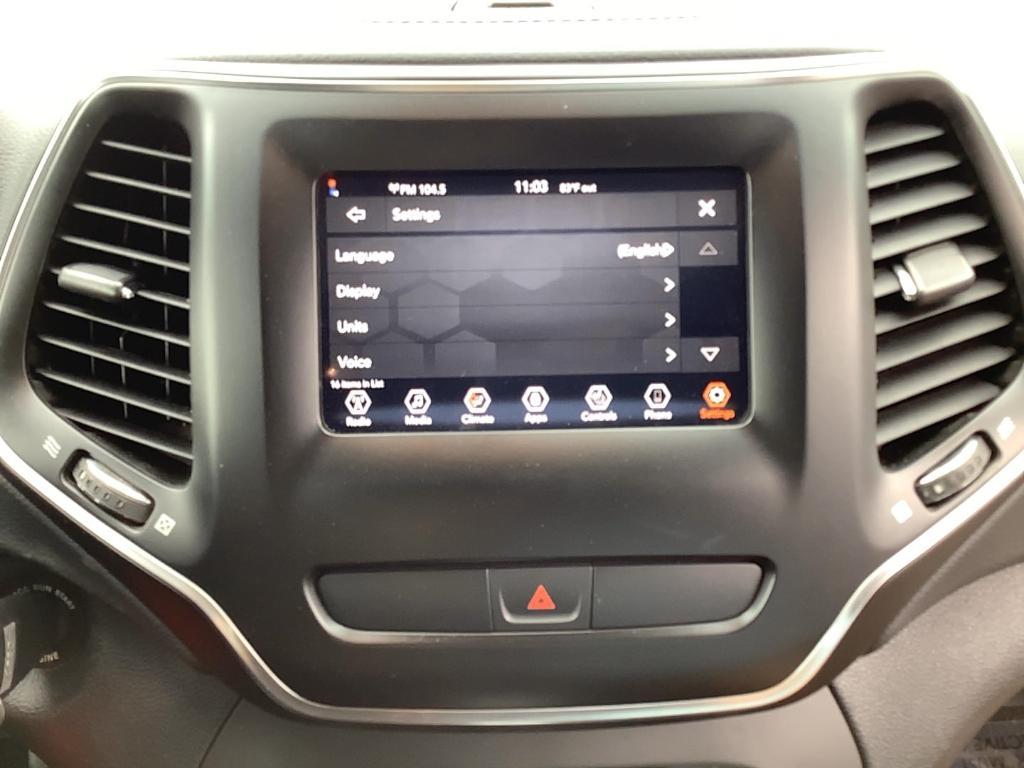 used 2019 Jeep Cherokee car, priced at $18,995