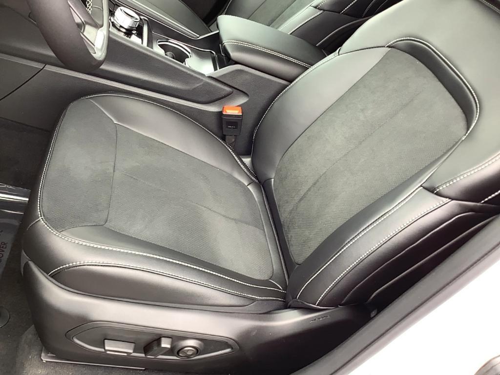 new 2025 Jeep Grand Cherokee L car, priced at $47,901
