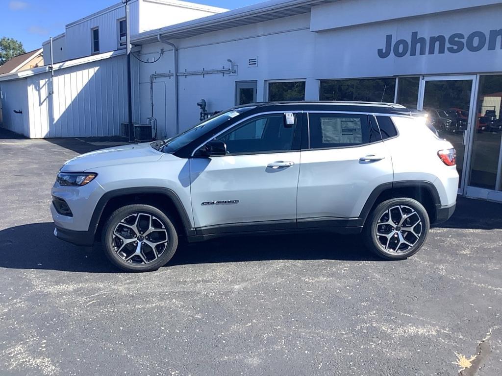 new 2025 Jeep Compass car, priced at $35,784