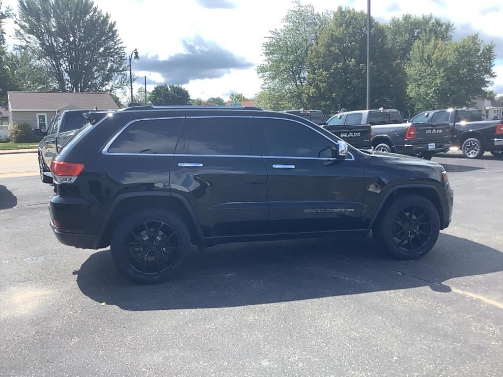 used 2017 Jeep Grand Cherokee car, priced at $13,995