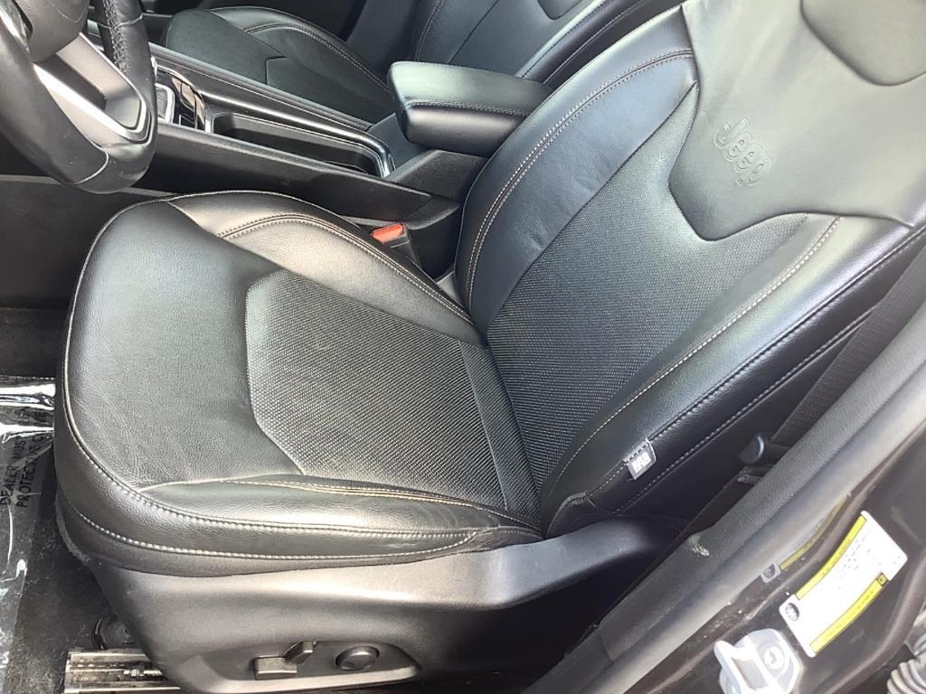 used 2022 Jeep Compass car, priced at $21,400