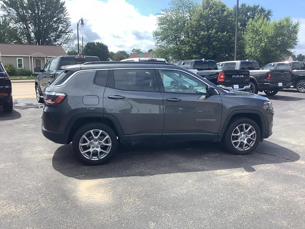 used 2022 Jeep Compass car, priced at $21,400