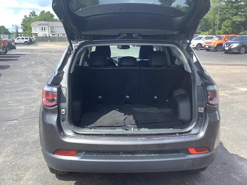 used 2022 Jeep Compass car, priced at $21,400