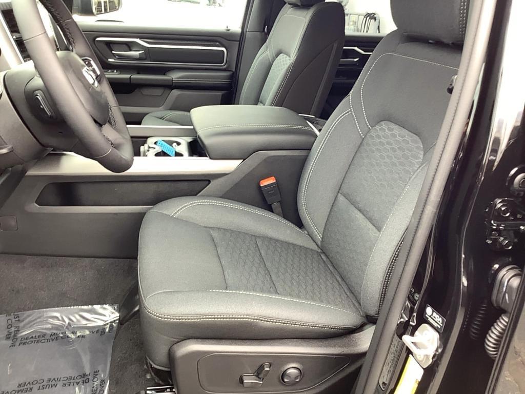 new 2025 Ram 1500 car, priced at $59,457