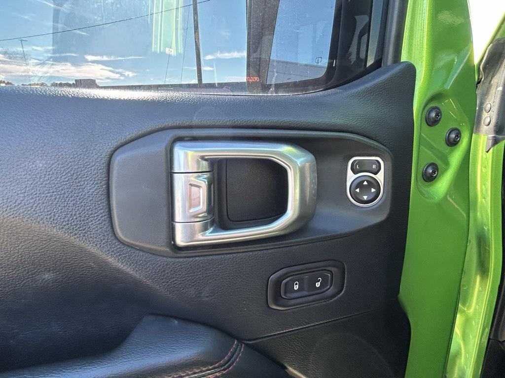 used 2019 Jeep Wrangler Unlimited car, priced at $31,820