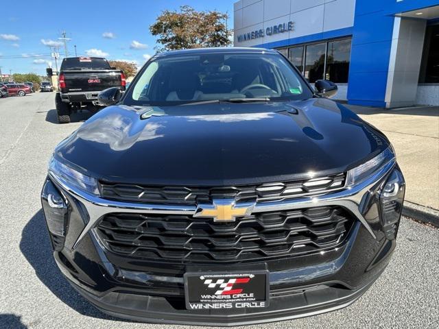 new 2026 Chevrolet Trax car, priced at $23,885