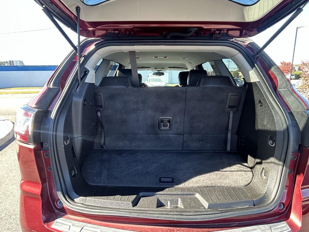 used 2017 Chevrolet Traverse car, priced at $12,992
