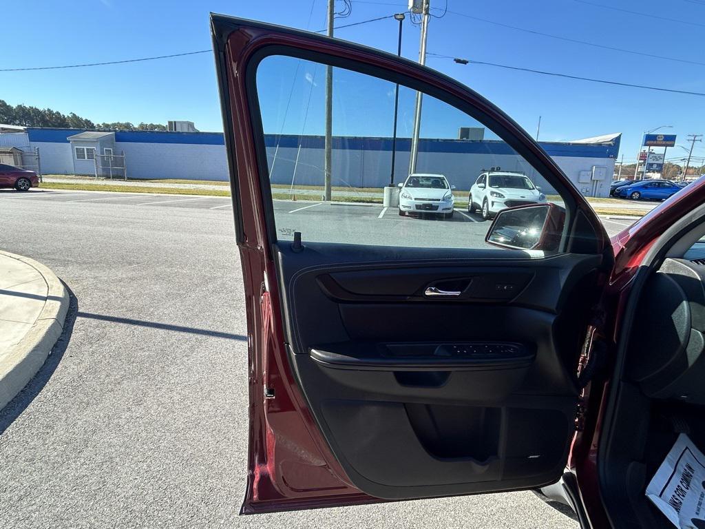 used 2017 Chevrolet Traverse car, priced at $12,992