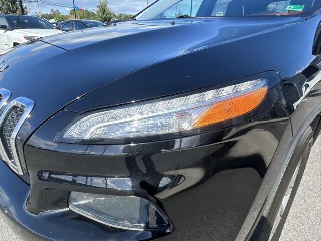 used 2018 Jeep Cherokee car, priced at $16,990