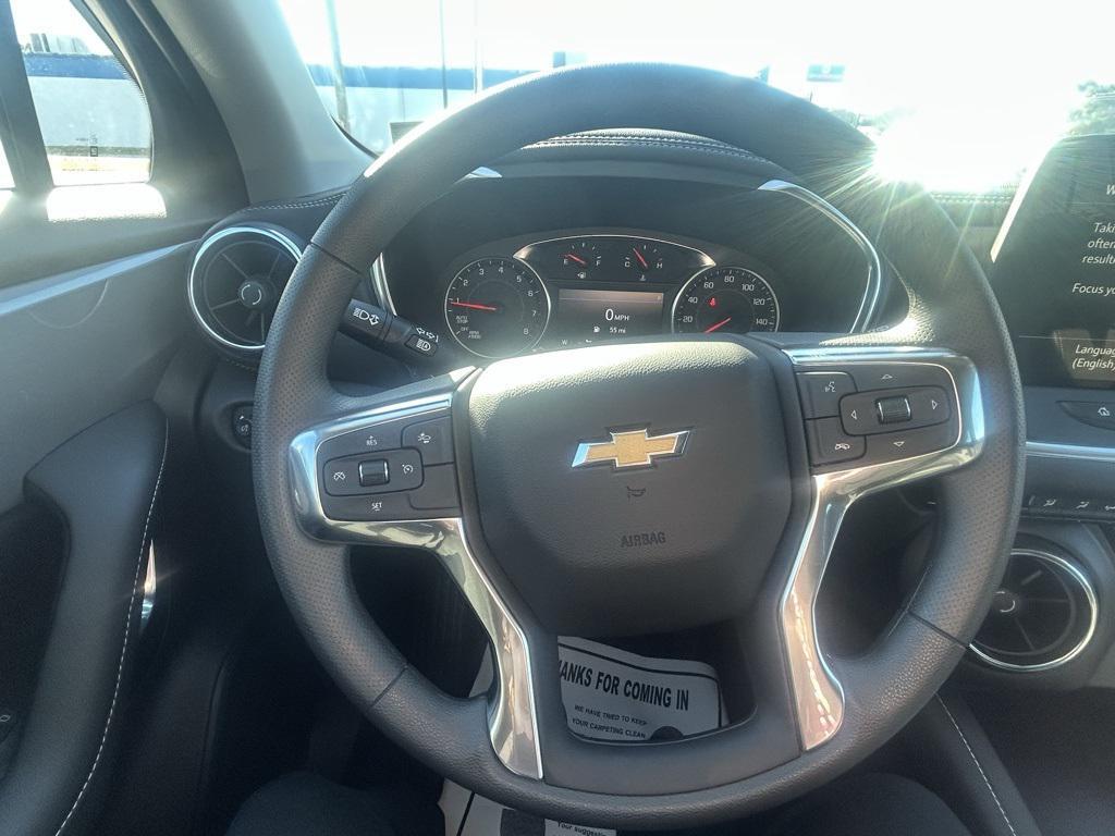 new 2025 Chevrolet Blazer car, priced at $34,279