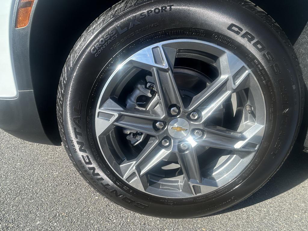 new 2025 Chevrolet Blazer car, priced at $34,279