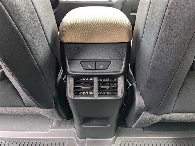 new 2025 Chevrolet Equinox car