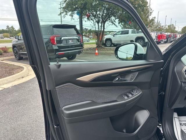 new 2025 Chevrolet TrailBlazer car, priced at $30,780