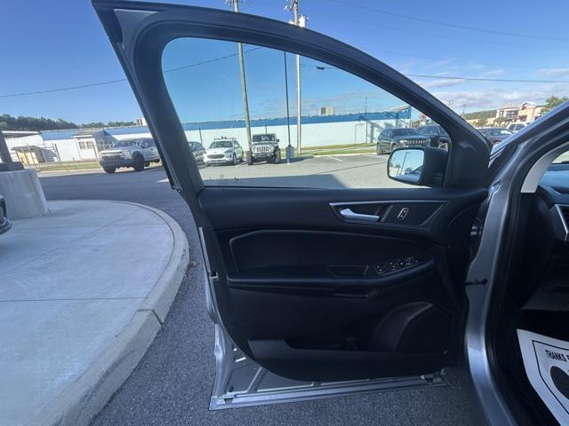 used 2021 Ford Edge car, priced at $14,160