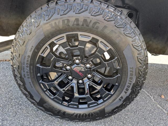 new 2026 GMC Canyon car, priced at $41,178