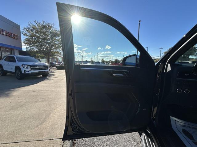 new 2025 Chevrolet Tahoe car, priced at $74,140