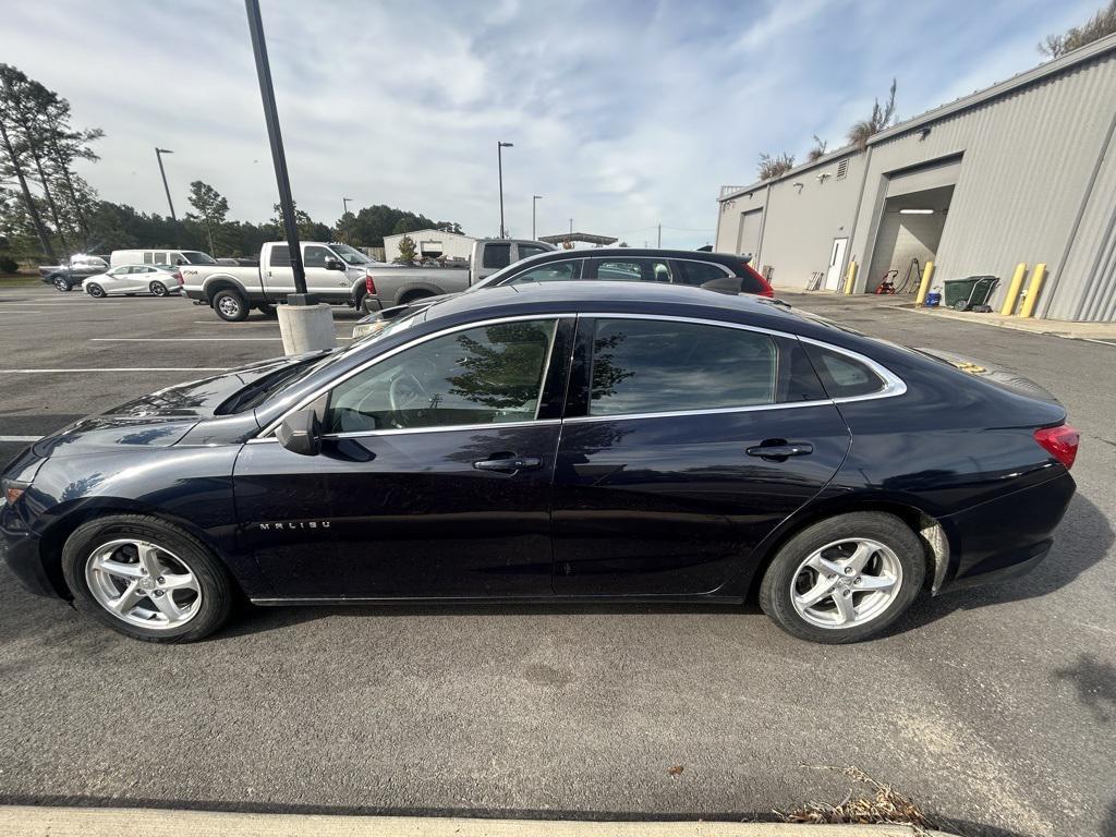 used 2018 Chevrolet Malibu car, priced at $11,985