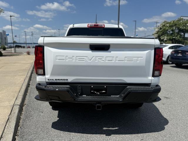 new 2025 Chevrolet Colorado car