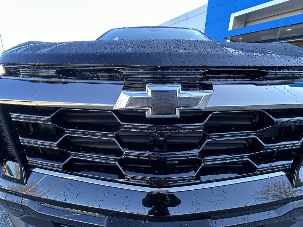 new 2026 Chevrolet Equinox car, priced at $33,384